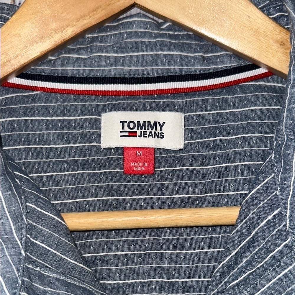 Tommy Hilfiger Blue Striped Button Down Shirt Sz. M - Picture 2 of 7